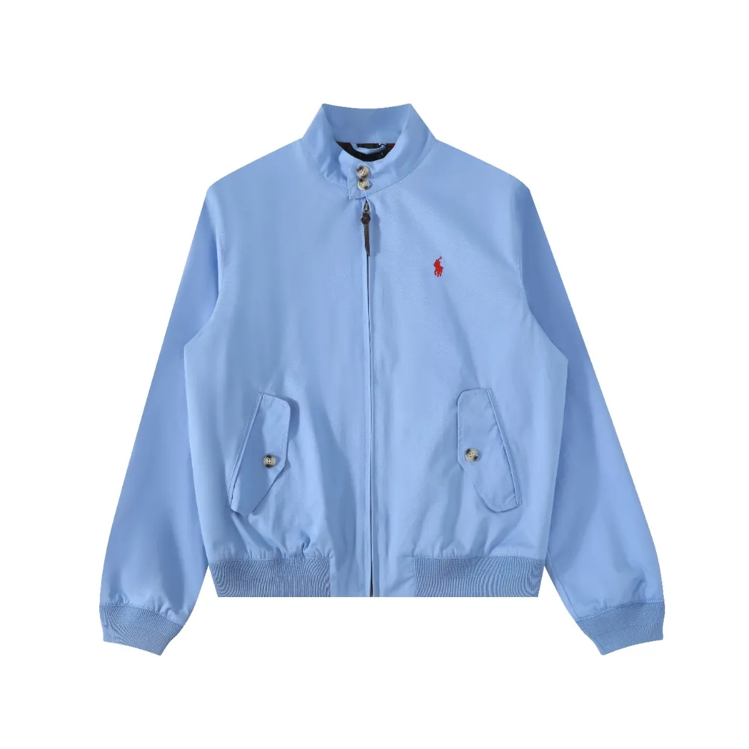 P350 #R23 Ralph Lauren polo white lily contract men's and women's old money style old cadre stand collar workwear Harrington jacket item number RL12020 The fabric has a double-layer shin feel and is full of weight! It's not as heavy as a regular jacket, and the ordinary cotton material feels really different. This one is super comfortable, soft and stylish, and has a green plaid interior that has a retro movie fashion feel! The fit is loose but not baggy. The size is just right and not too picky. The dropped shoulder design modifies the shoulder shape without making it look bulky. This silhouette is a style that will never go out of style after being worn for a long time. The upper body is also very durable and recognizable. The loose and reasonable fit can be worn by both men and women, making it easy to create a clean and refreshing youthful look. The embroidery on the chest is all German Oman embroidery fiber with original data. The embroidery process is very particular about using Japanese Tajima machines to ensure exquisite three-dimensional embroidery. That is what I said is different from the ones on the market. The workmanship is loose and can be used by boys and girls!! Color: Black Khaki Navy Blue Army Green Light Blue Size: M L XL XXL Length: 68/70/72/74 Bust: 122/126/130/134 Shoulder width: 53/54/55/56 Sleeve length: 65/66/67/68